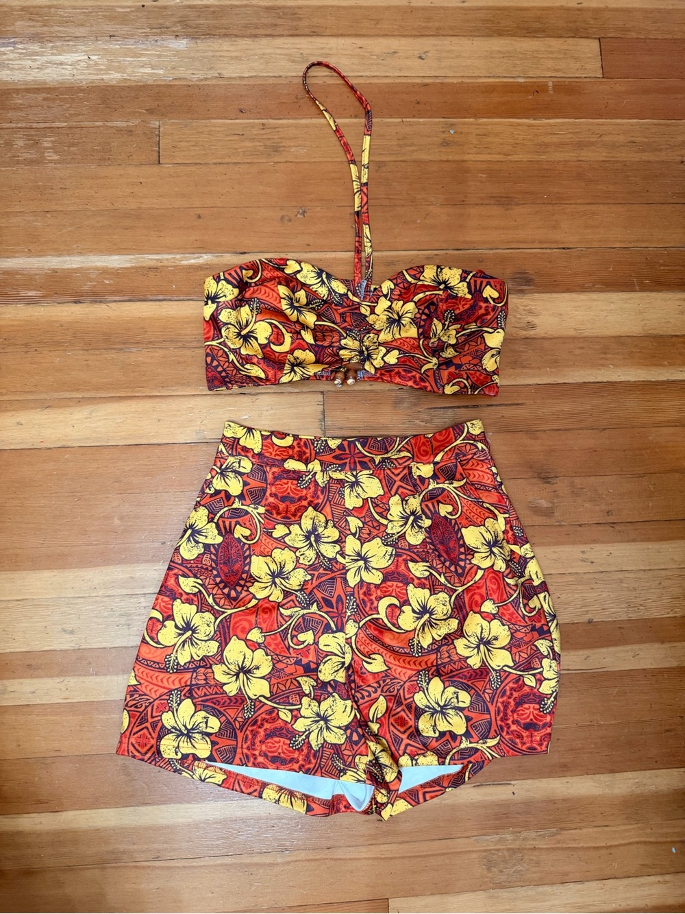 Rockin Bettie Pinup Tiki Rockabilly Floral Print Bra & Shorts set Red & Yellow
